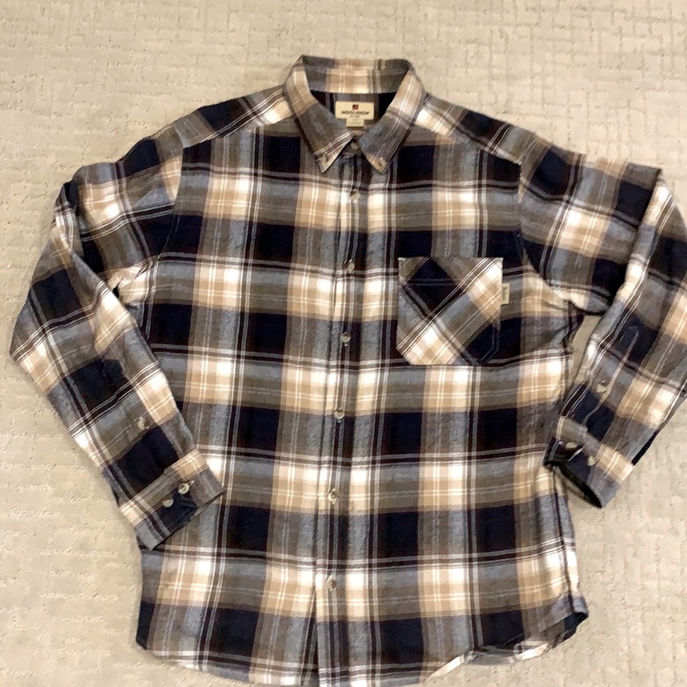 Wool rich large men’s flannel. Like newcondition.